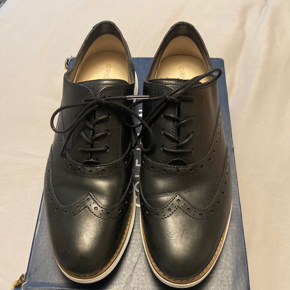 Cole Haan Women's Originalgrand Wingtip Oxford 10.5B